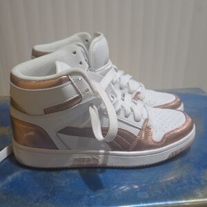 Puma Kids' White and Rose Gold Sneakers